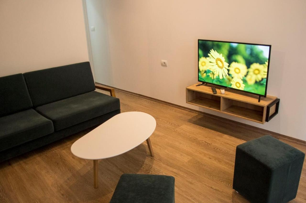 Apartament Stefani Sarande Bagian luar foto
