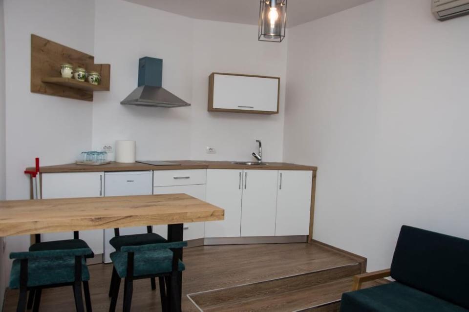 Apartament Stefani Sarande Bagian luar foto
