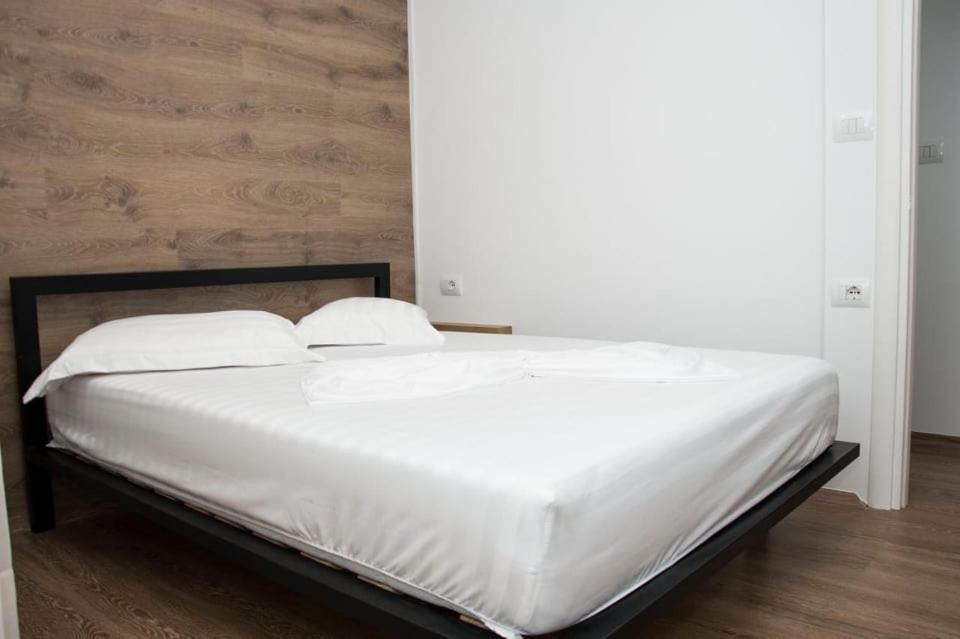 Apartament Stefani Sarande Bagian luar foto