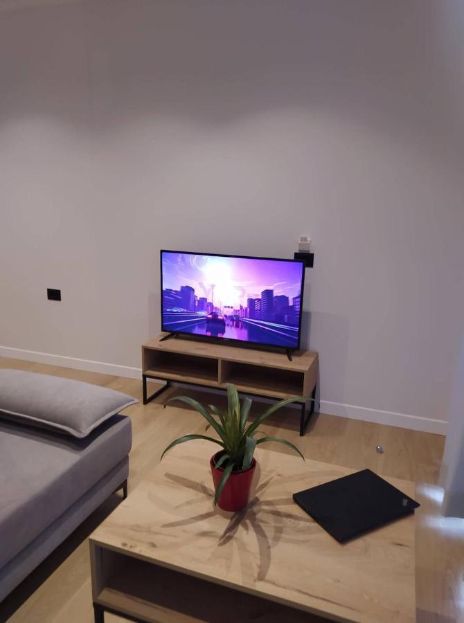 Apartament Stefani Sarande Bagian luar foto